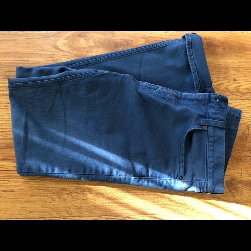 Banana Republic Men's Slim Fit The Traveler Chinos Blue Size 33/32